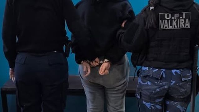  La joven aprehendida quedó alojada en la Comisaría de la Mujer a disposición de la Justicia.