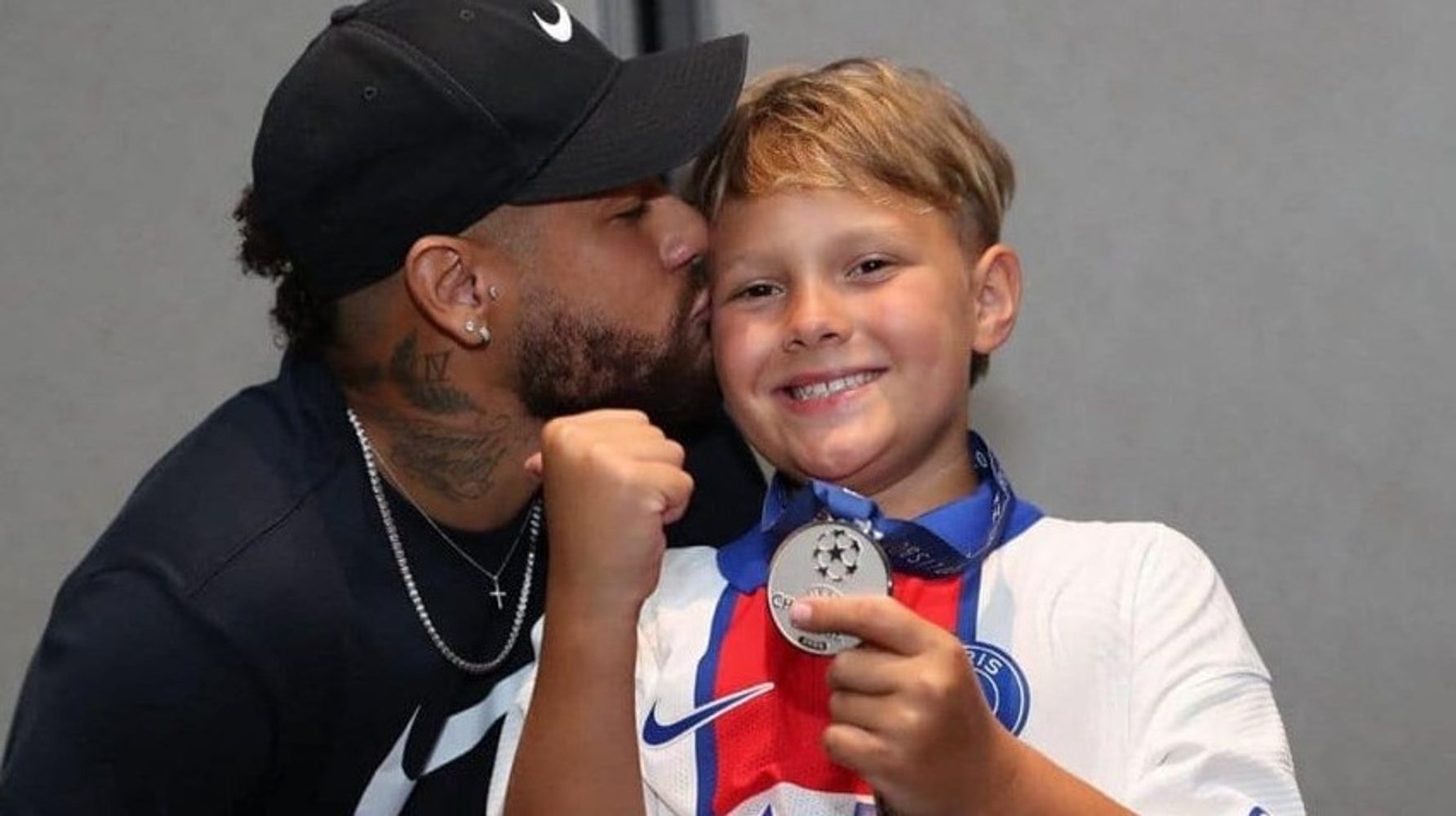 ¡No lo dejaron pasar! El incómodo momento que vivió Davi Lucca, el hijo de Neymar, en el partido de Brasil
