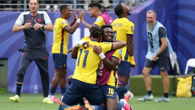 Ecuador derrotó a Alemania y pasó como mejor tercero.