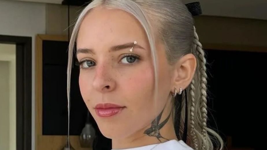 ¿Habló de Tini?: la inesperada confesión íntima de Young Miko en el show de Rosalía