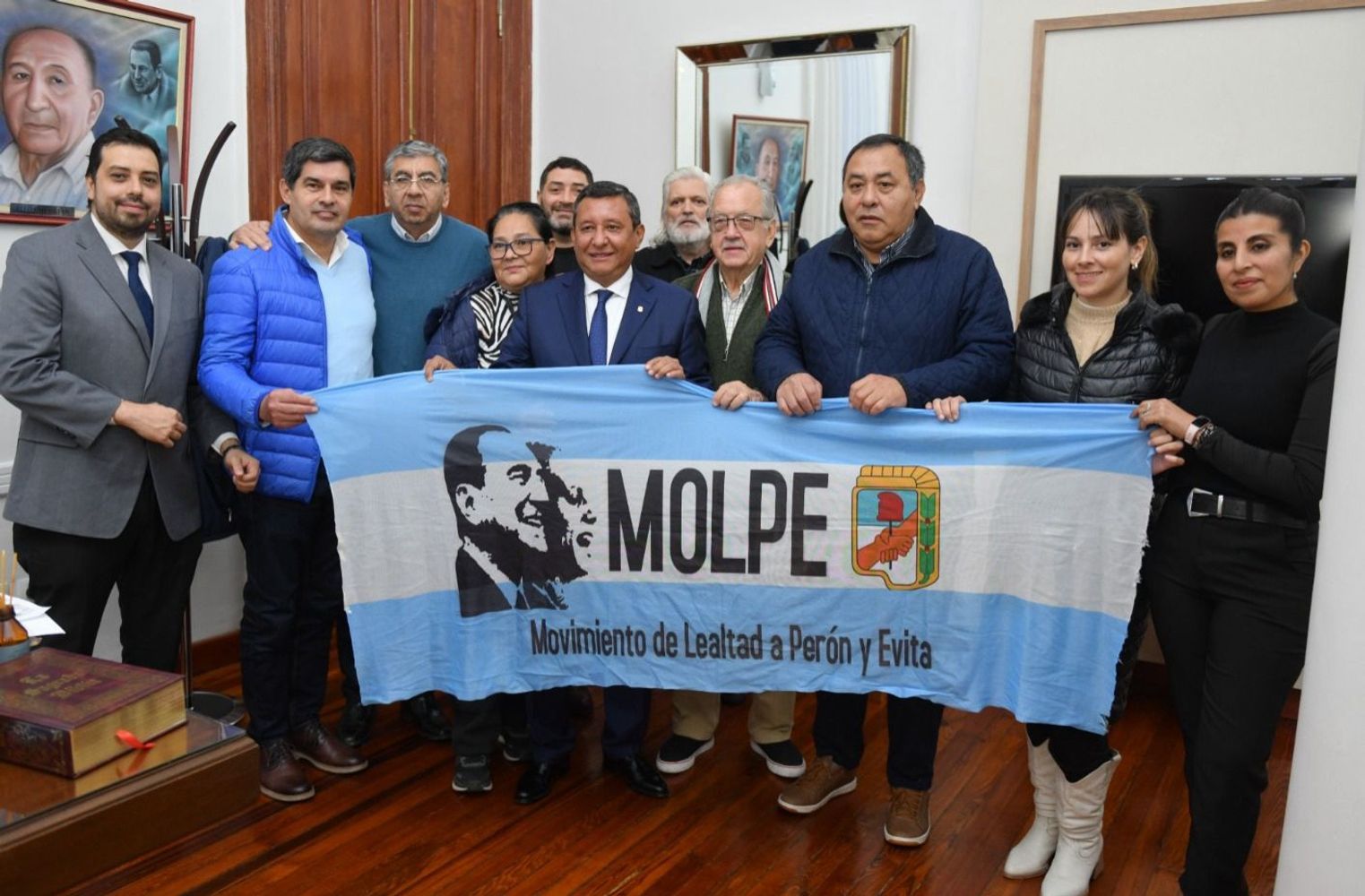 En la reunión con el MOLPE, Monteros cuestionó el impacto de la política económica nacional sobre los sectores productivos de la provincia.
