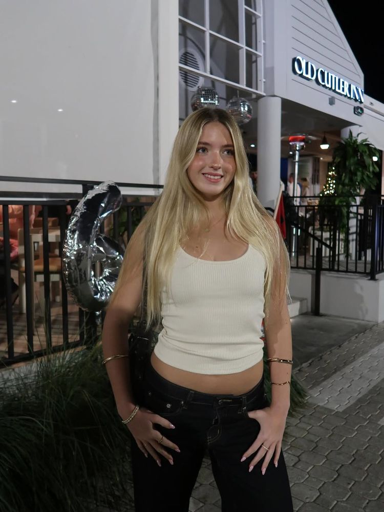 Rocío Guirao Díaz y su hija mayor Aitana