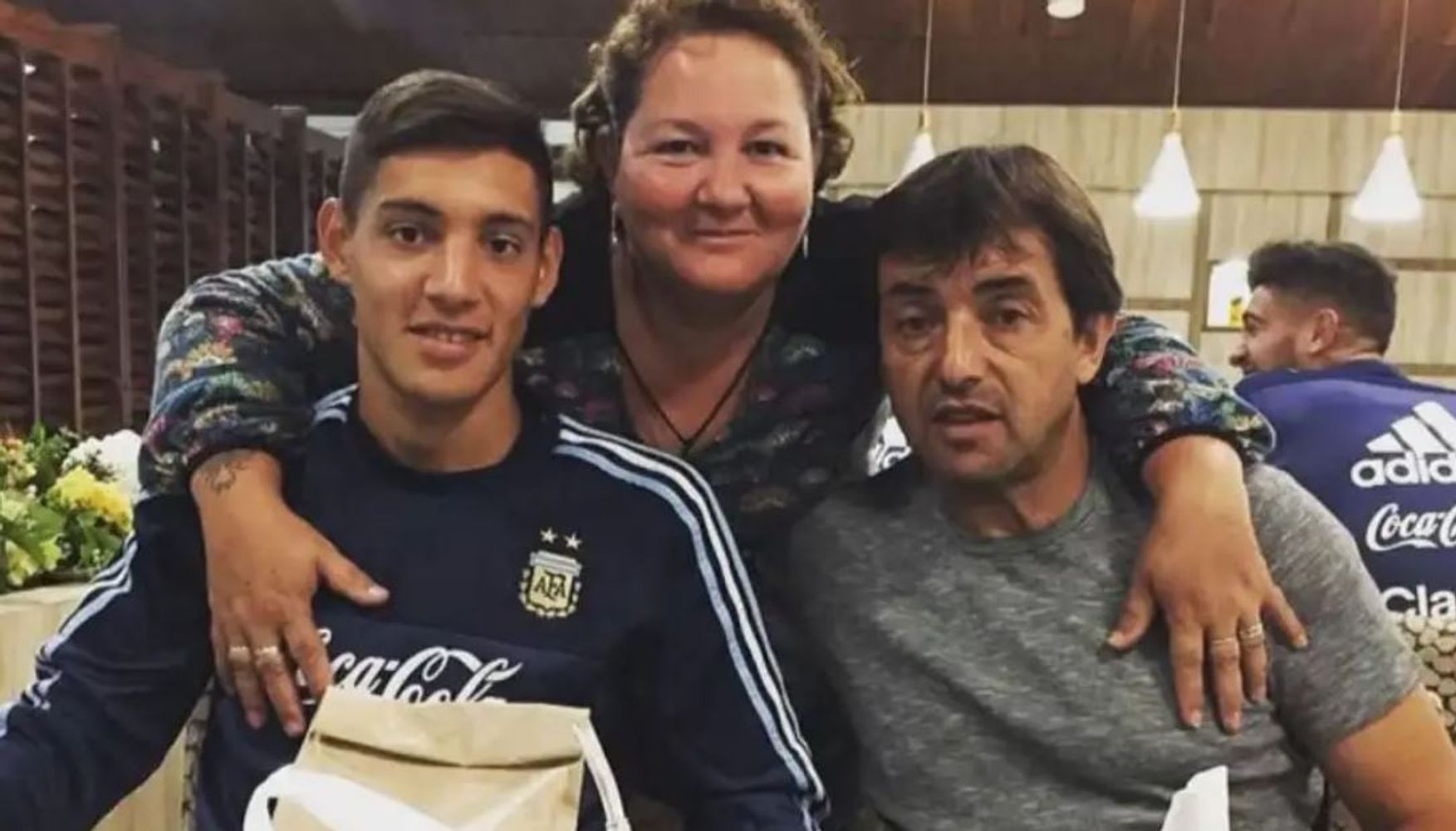 El dolor detrás del éxito: la madre de Nahuel Molina confesó cuál fue el momento más difícil que vivió por su hijo