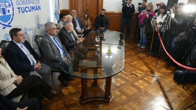 La norma permitirá escriturar viviendas habitadas durante años por familias bajo procesos judiciales de desalojo.