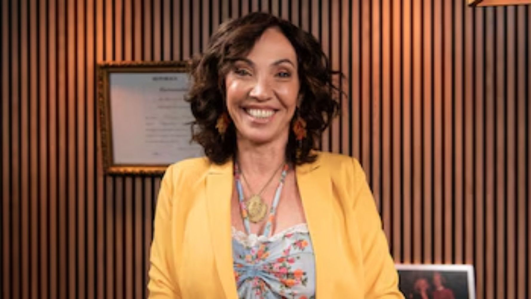 Ernestina Pais.