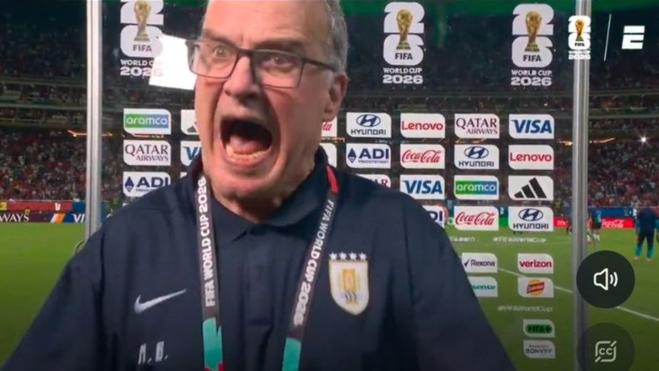 Marcelo Bielsa sufrió la prematura eliminación de Uruguay.