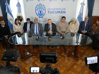 Caputo se comprometió a llevar el gas de Vaca Muerta al norte en 2027