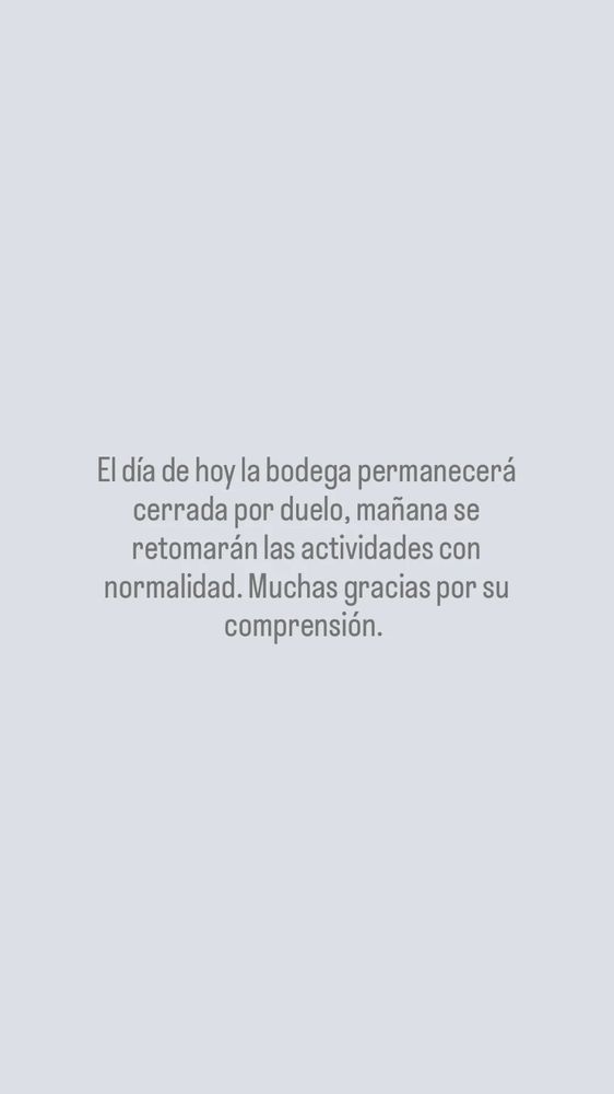 La Caroyense, del luto.