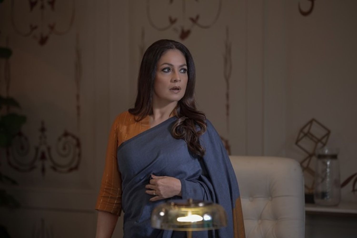 Disponible en Netflix, cuenta con una sola temporada de seis episodios.