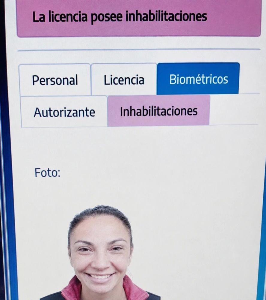 La licencia de conducir habría estado inhabilitada.