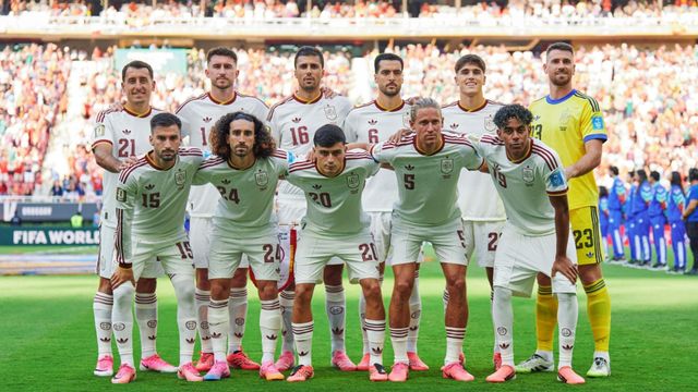 La formación de España que sufre bajas.