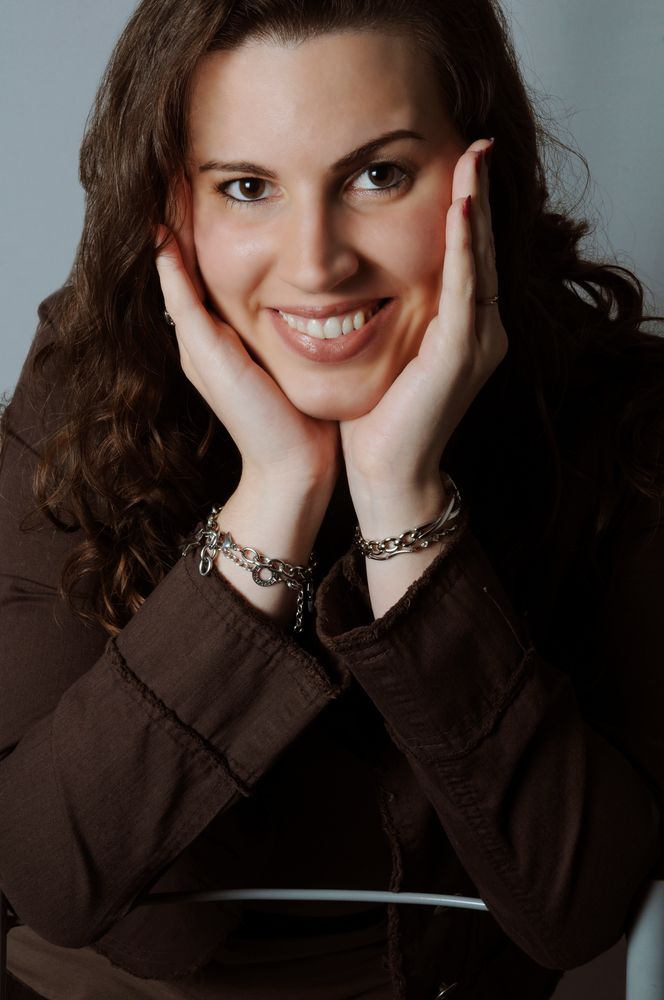 Con casi quince años de trayectoria, Anna K. Franco es una de las autoras argentinas más leídas de literatura juvenil y romántica.