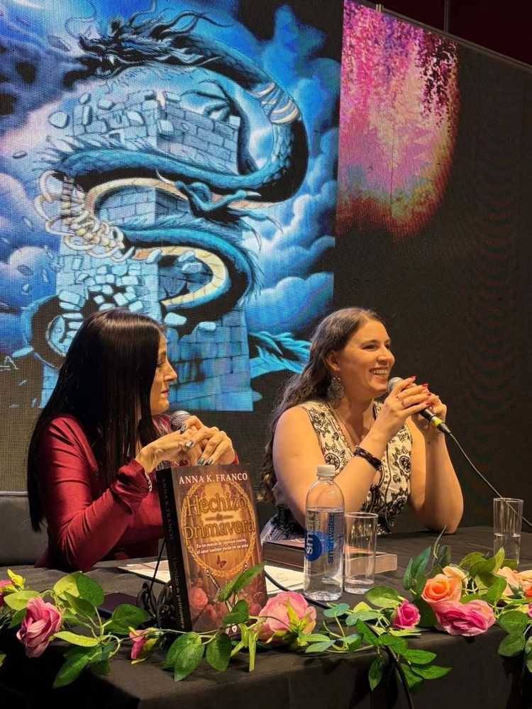 Los encuentros con sus lectores son, según la autora, el momento en el que sus historias "terminan de cobrar sentido".