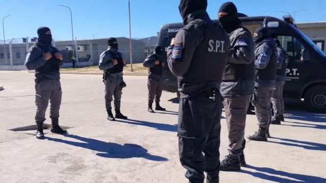 Participaron la DEOP, la Guardia de Infantería Capital y el Grupo CERO.
