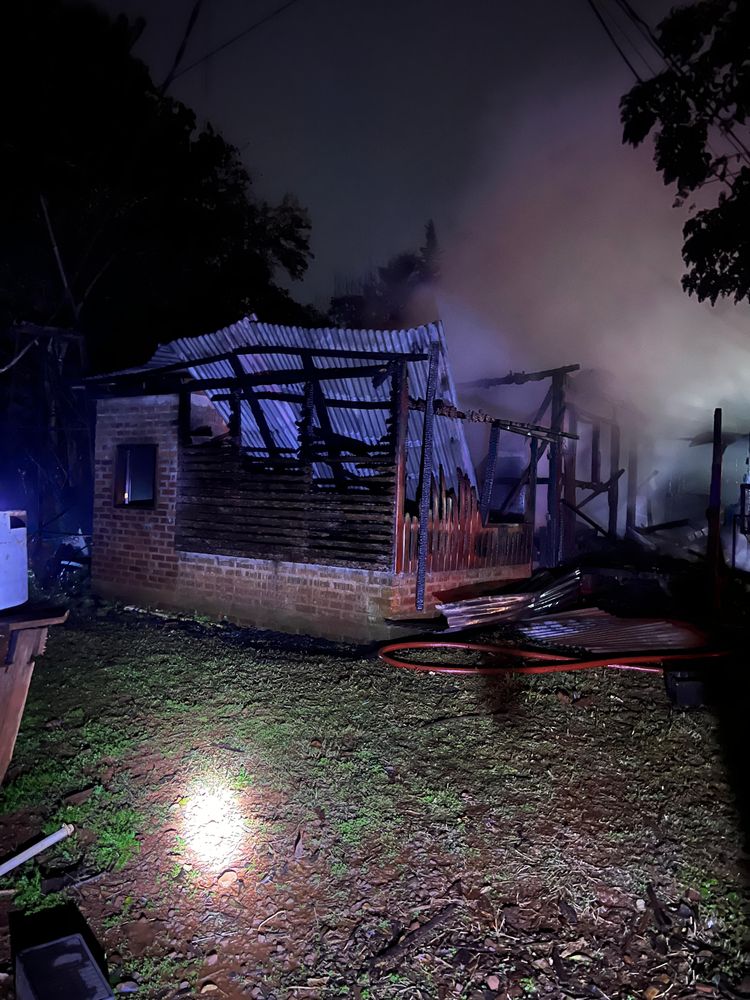 Hallaron sin vida a una mujer tras el incendio de su vivienda en 25 de Mayo.