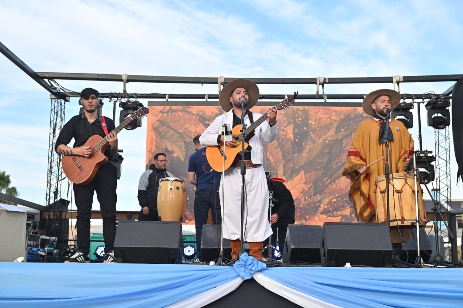 Fiesta Provincial de la Bandera en Pueblo Belgrano