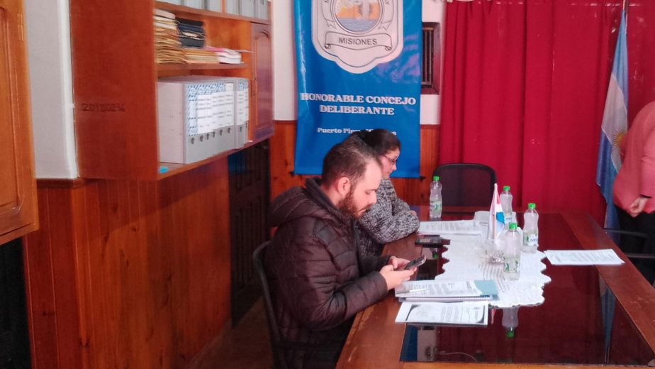 Puerto Piray declaró la emergencia hídrica y educativa tras ocho días sin agua en gran parte del municipio