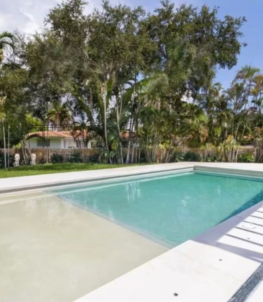 Así es la lujosa mansión de 3.7 millones de dólares de Rodrigo de Paul y Tini Stoessel en Miami