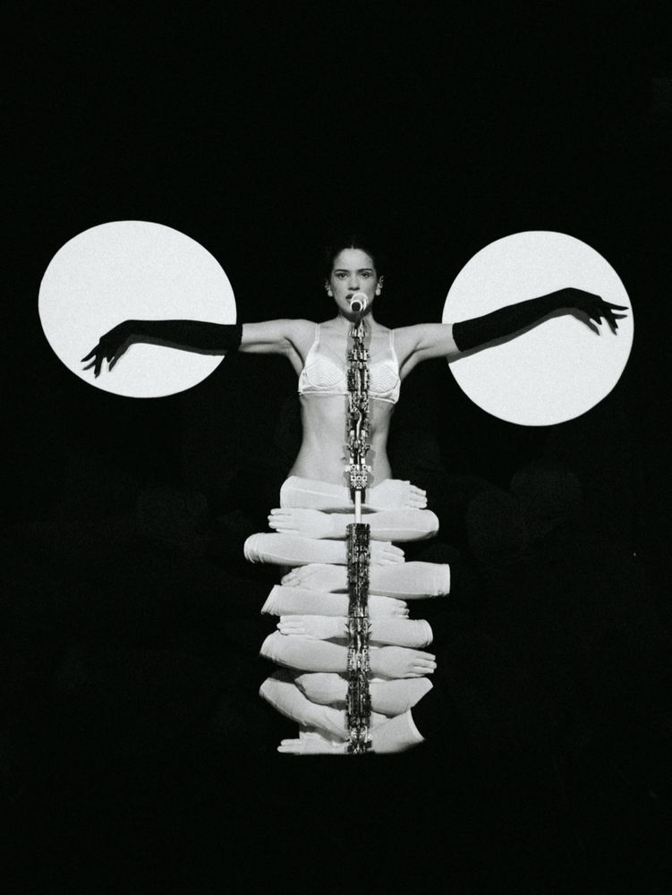 Rosalía.