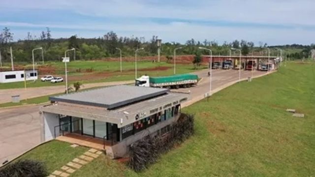 Desde el miércoles dejarán de cobrar el anticipo de Ingresos Brutos en los accesos a Misiones para el 95% de las empresas.