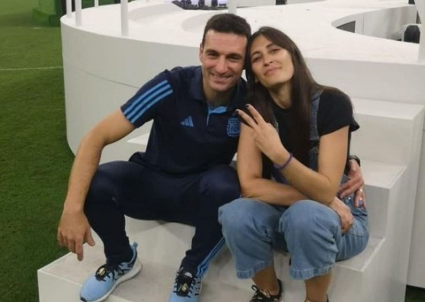 Del flechazo en un restaurante a la gloria eterna: la historia de amor oculta de Lionel Scaloni y Elisa Montero