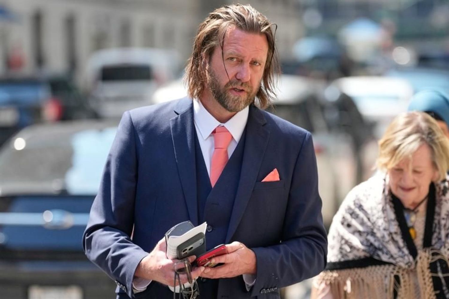 Carl Erik Rinsch, el director condenado por estafar a Netflix millones de dólares.