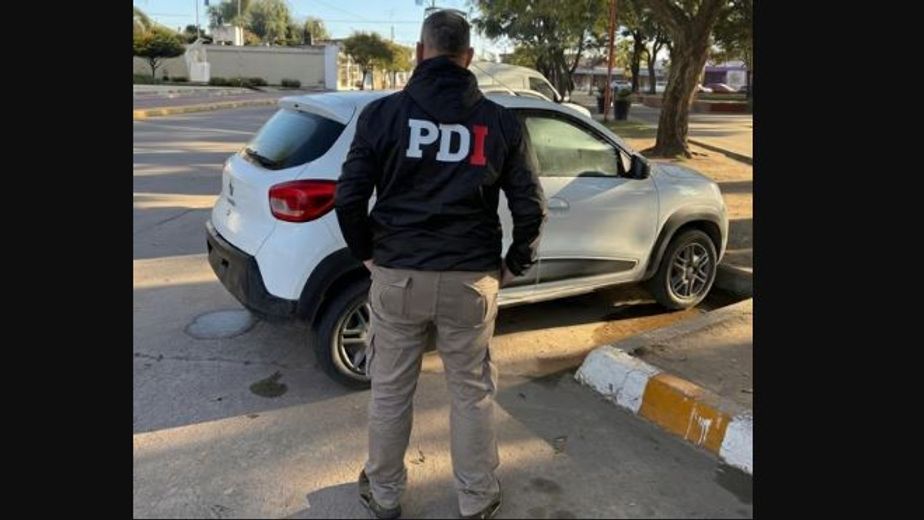 Un auto que fue robado en Santa Fe, la policía lo recuperó en Arroyito