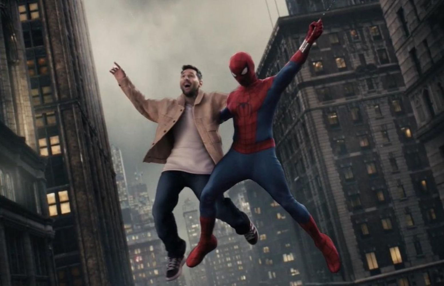 Lionel Messi aparece en la promoción de la nueva película de Spider Man