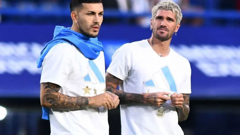 El origen de la emotiva historia detrás de la cábala de los caramelos de Rodrigo de Paul y Leandro Paredes