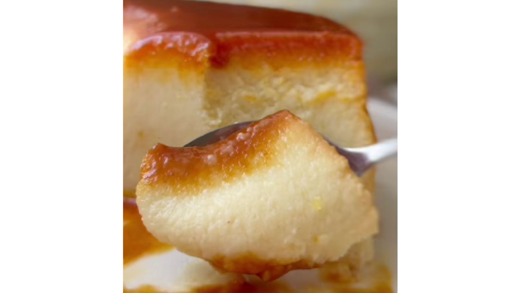 Así de cremoso queda el budín de pan con esta receta.