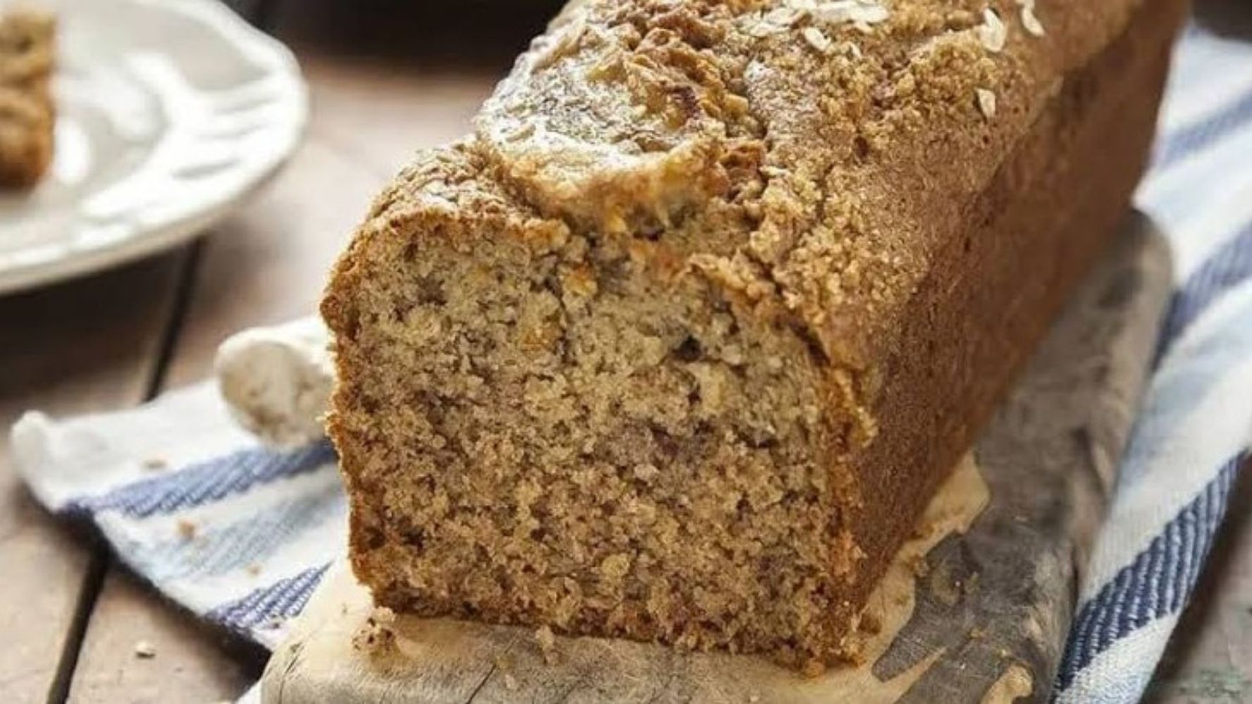 Budín de banana como el de Starbucks: la receta de Estefi Colombo que le gana a cualquier cafetería