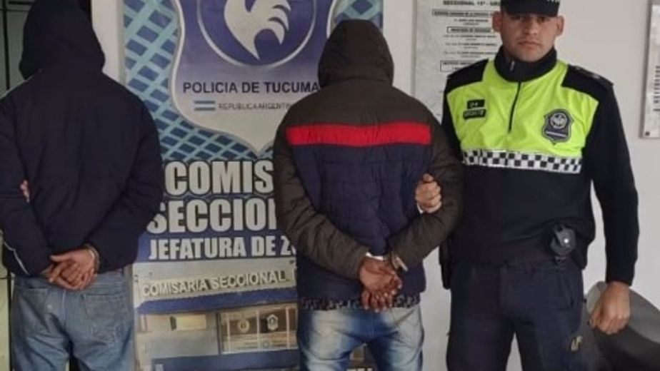 Caen dos motochorros en Manantial Sur