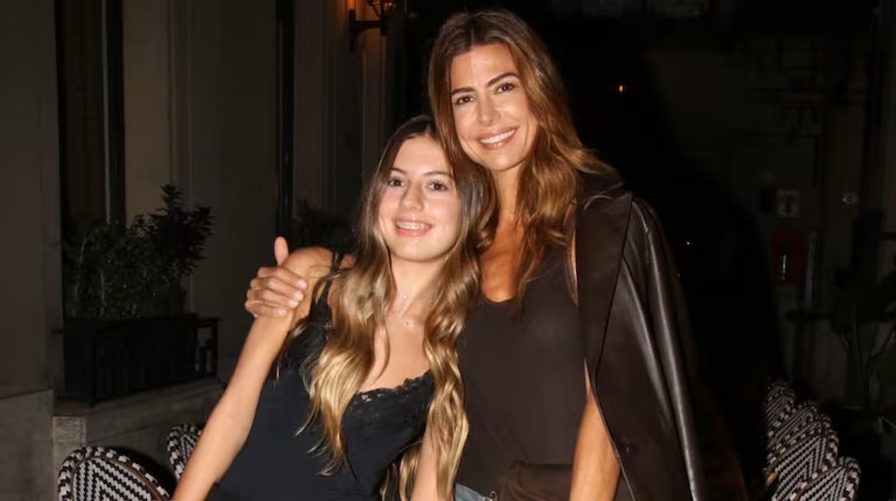 Juliana Awada y Antonia Macri
