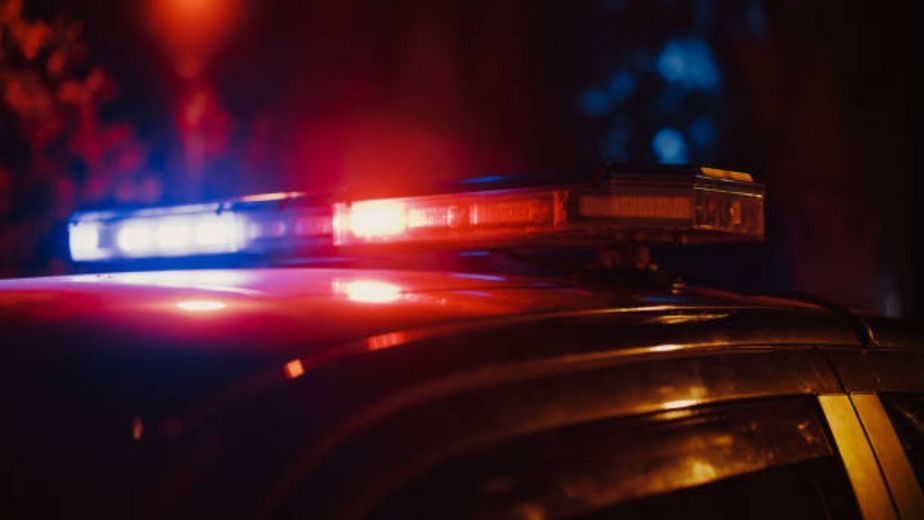 Atacó a su hijo de 3 años con un cuchillo y le provocó una herida de 10 centímetros en el cuello: la condena que recibió el padre