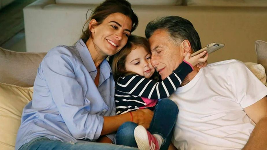 Así está hoy Antonia Macri: reapareció en un video con Mauricio e impactó por su parecido a Juliana Awada