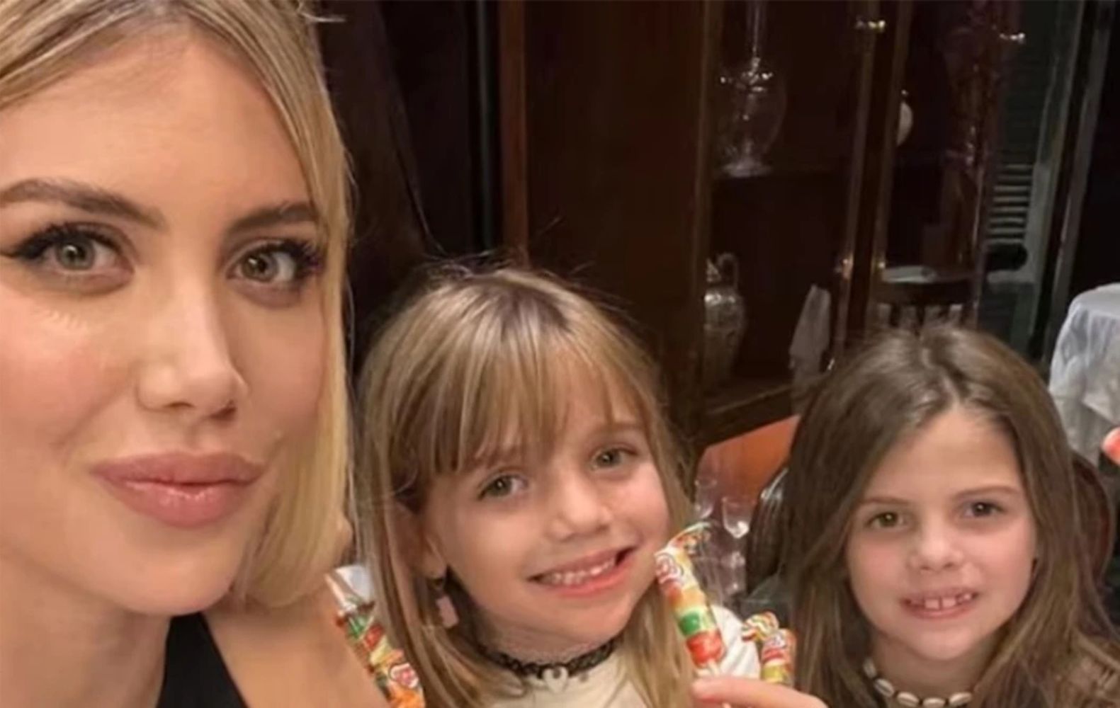 Wanda Nara, Isabella y Francesca