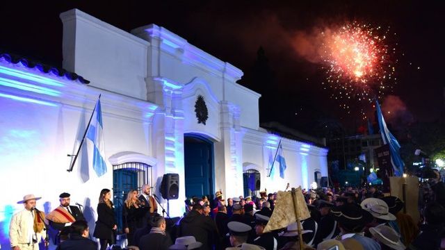 El calendario incluye propuestas históricas, culturales y turísticas en torno a una de las fechas centrales para Tucumán.