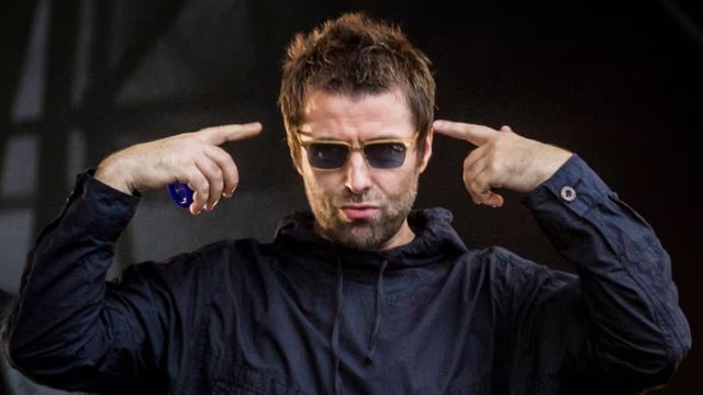 Escándalo con Liam Gallagher: se cruzó con un hincha argentino y se peleó con el cantante de Maná