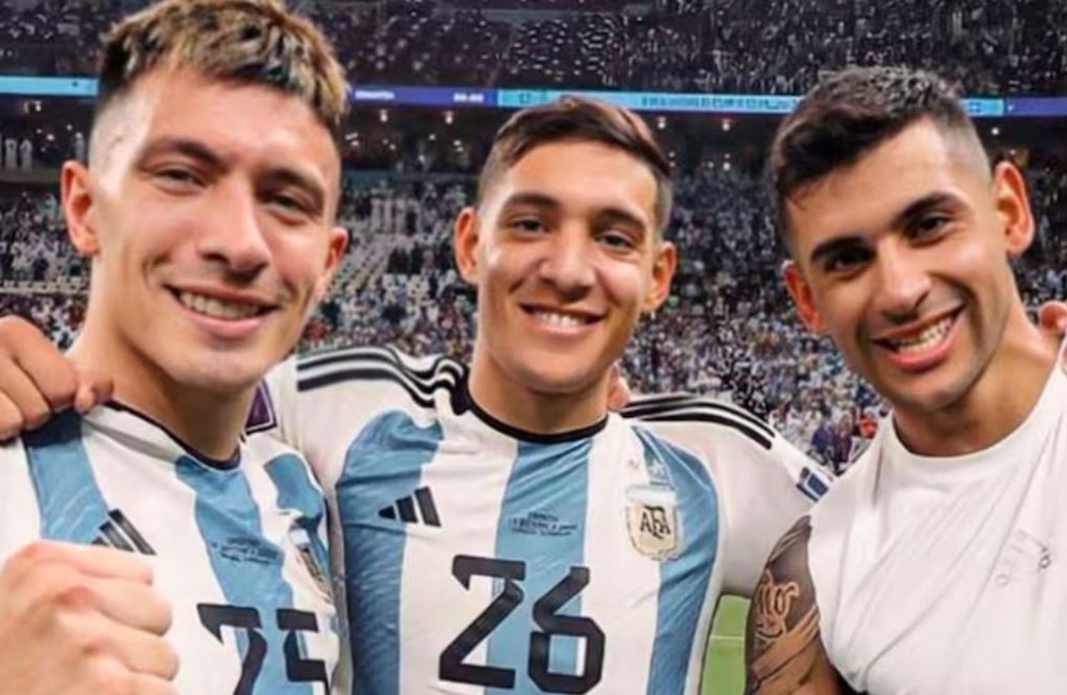 Cristian Cuti Romero, Lisandro Martínez y Nahuel Molina fueron titulares en la victoria.