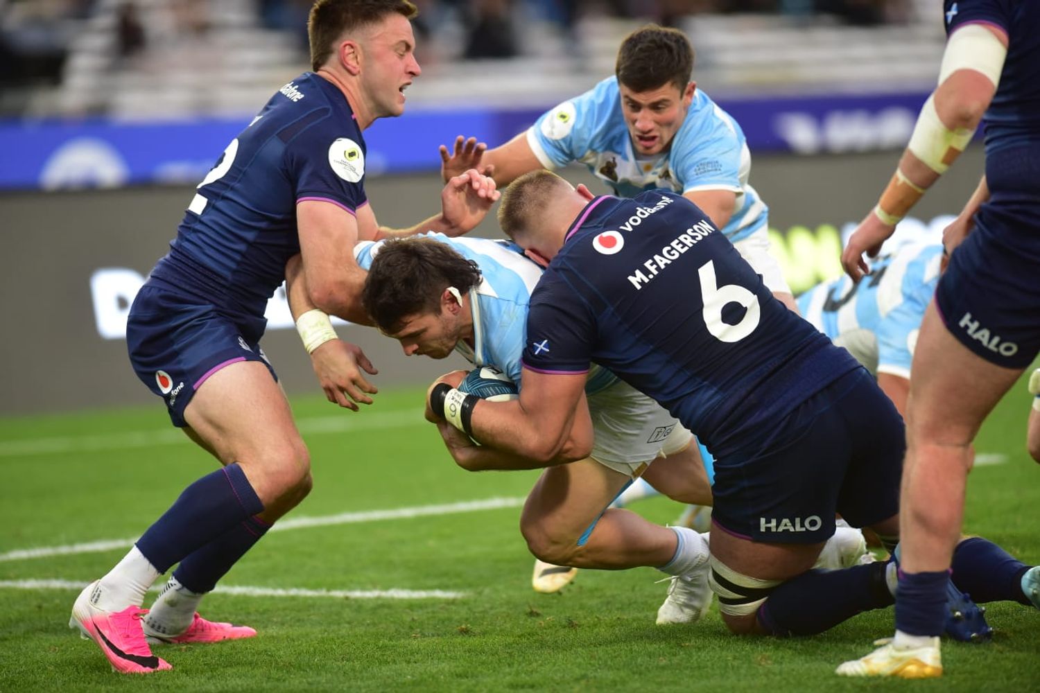 Los Pumas-Escocia en el Kempes.