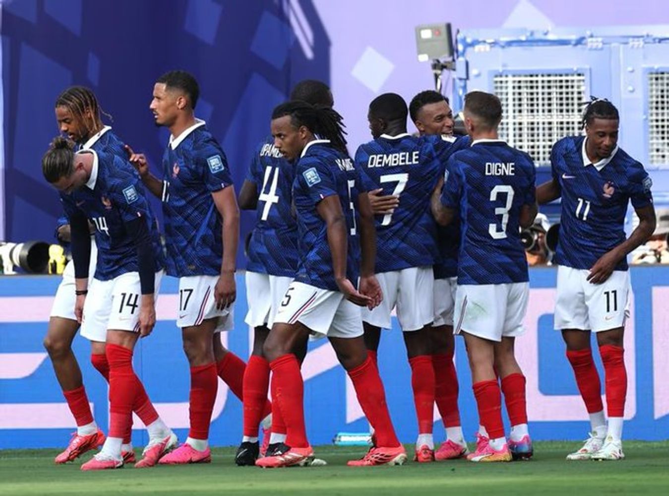 Francia avanzó a cuartos de final, y se topará con Marruecos.
