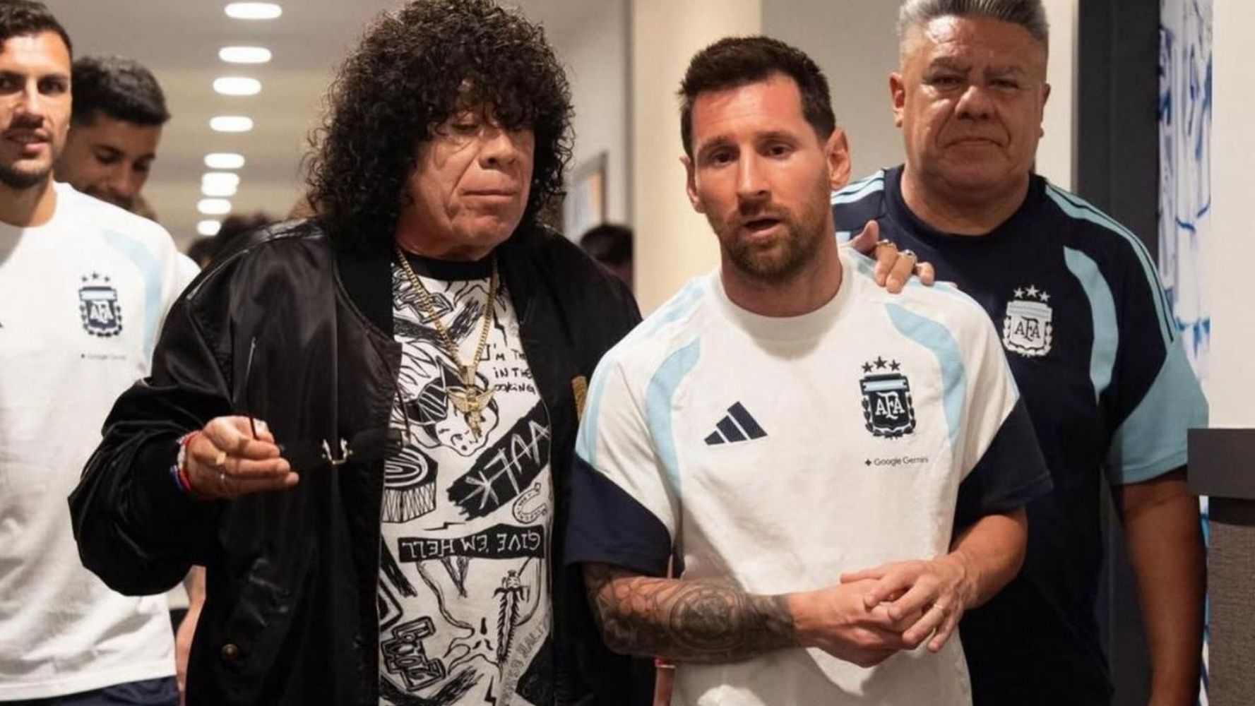 Fanatismo por La Mona y Messi.