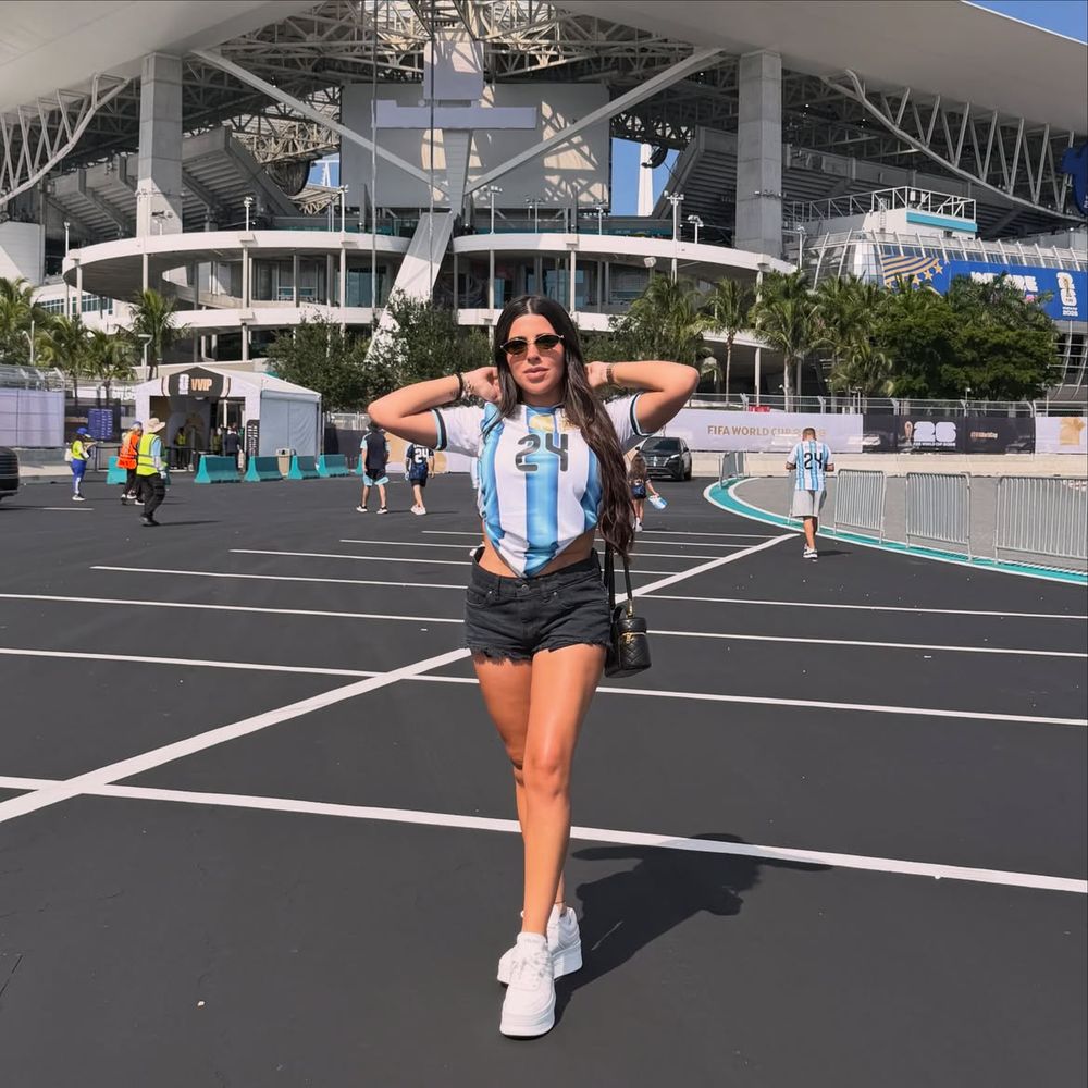 el look urbano de Valentina Cervantes