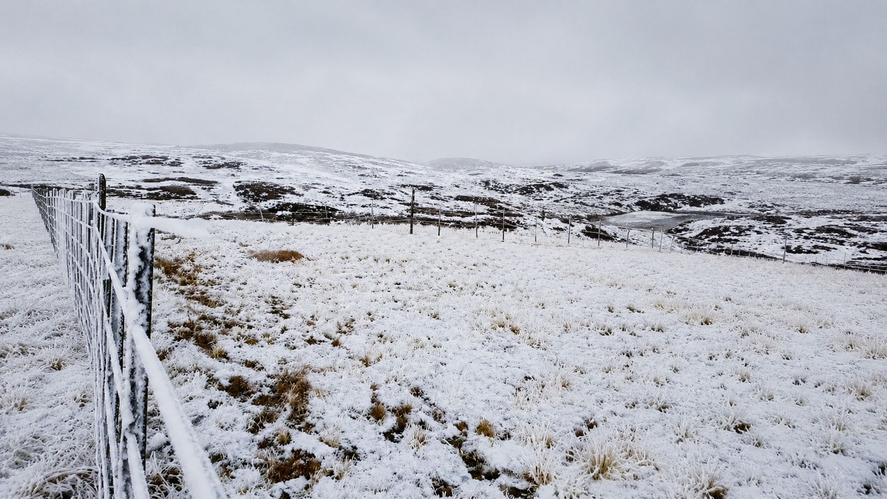 Fotos: Viví Tanti. La nieve volvió a Los Gigantes y el invierno se hace sentir en las sierras
