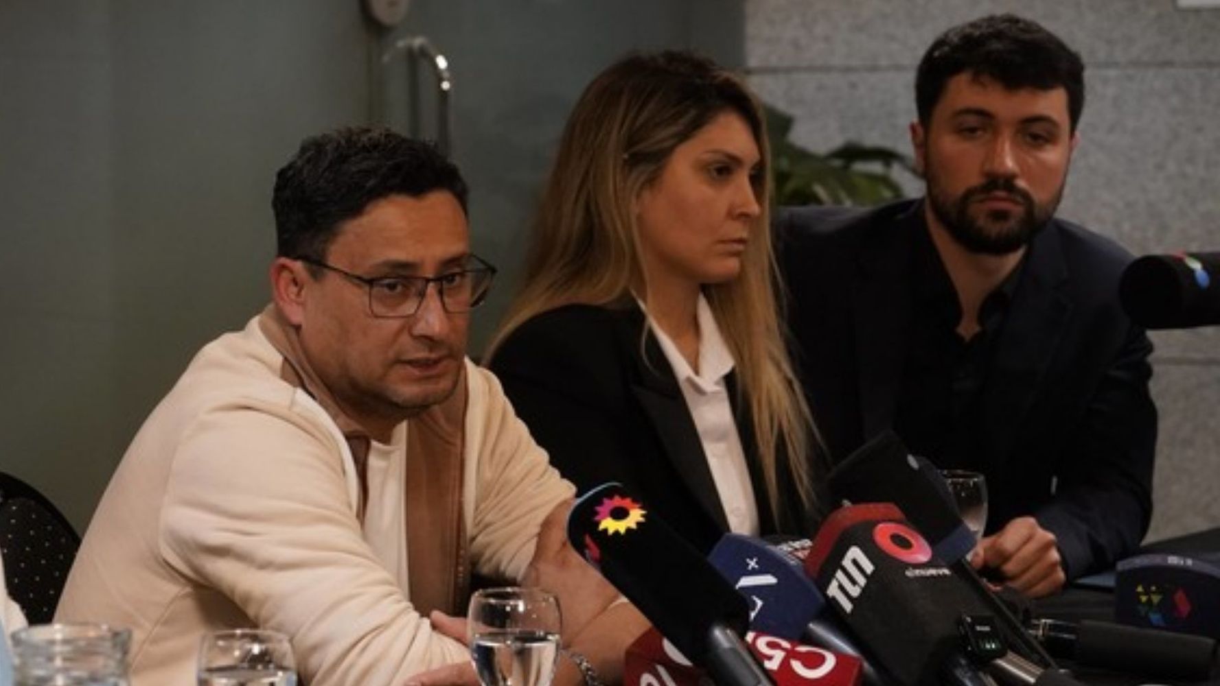 Los abogados de Gabriel Vega, el padre de Agostina Vega.