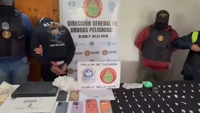  La DIDROP secuestró estupefacientes, dinero y equipos electrónicos que quedaron a disposición de la investigación.