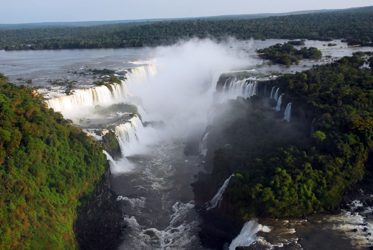 Vacaciones de invierno en Misiones: selva, Cataratas del Iguazú, patrimonio jesuítico y escapadas para descubrir el Litoral .