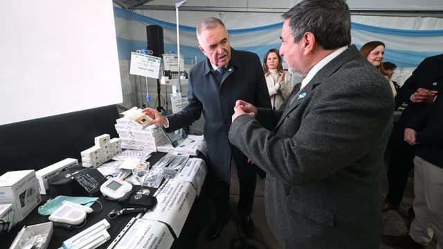El Gobernador destacó la incorporación de tecnología para hospitales de la Capital y el interior provincial.