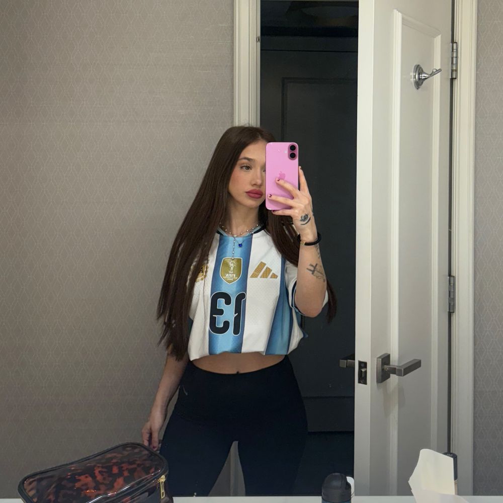 La cantante formó parte del equipo oficial de cobertura.
