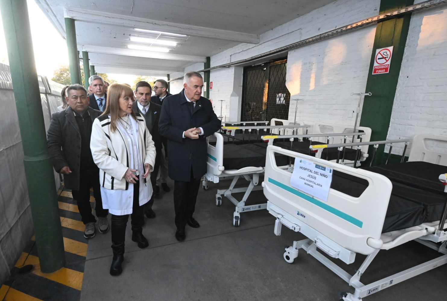 El Gobernador encabezó la distribución de equipamiento médico e insumos para hospitales y CAPS de toda la provincia.